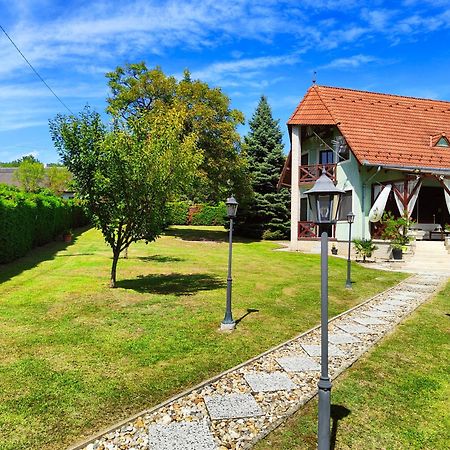 Balaton Garden Διαμέρισμα Balatongyörök Εξωτερικό φωτογραφία